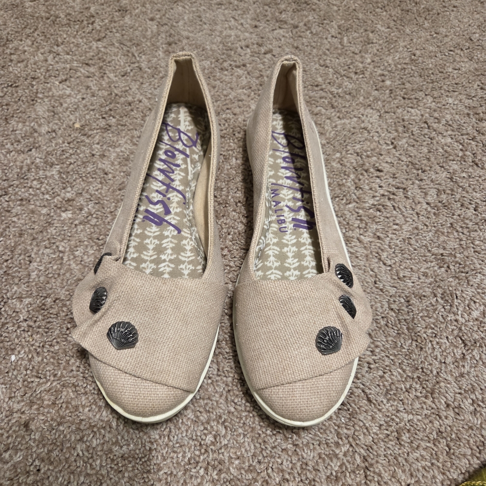 Blowfish Tan Flats with Black Button Accents